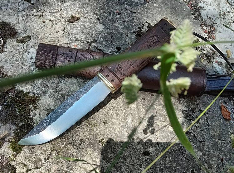 Forged engraved knife