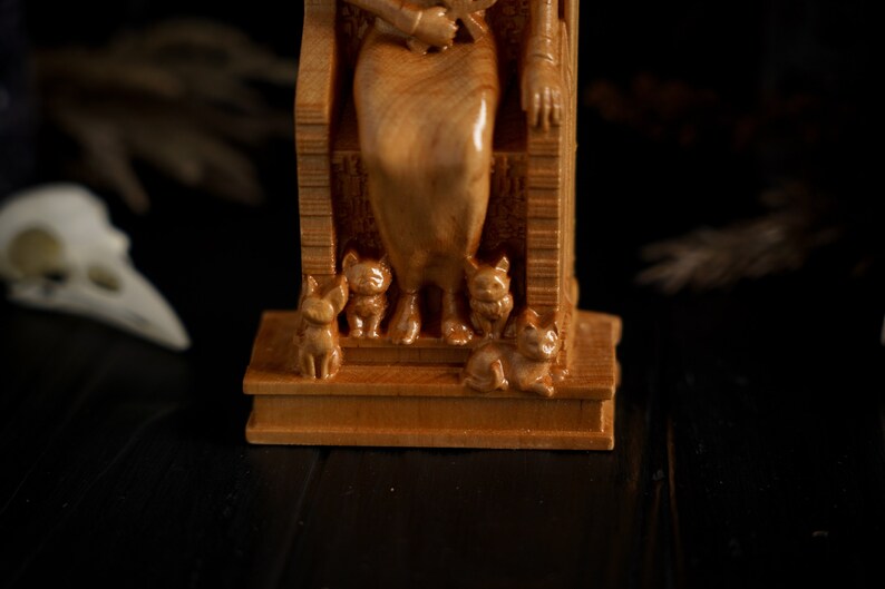 Oak Bastet Egyptian Statue