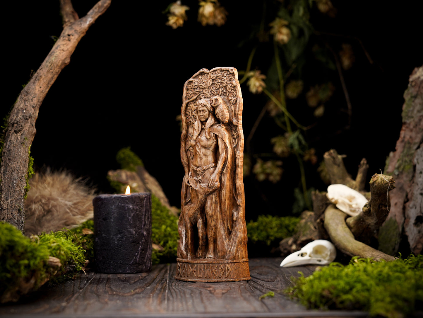 Oak Blodeuwedd Statue