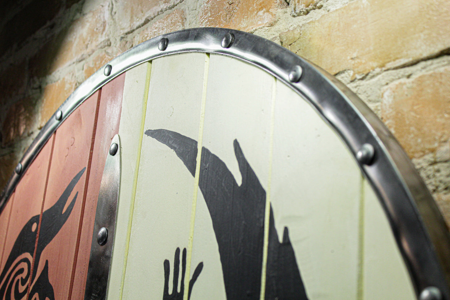 Viking shield "Raven"