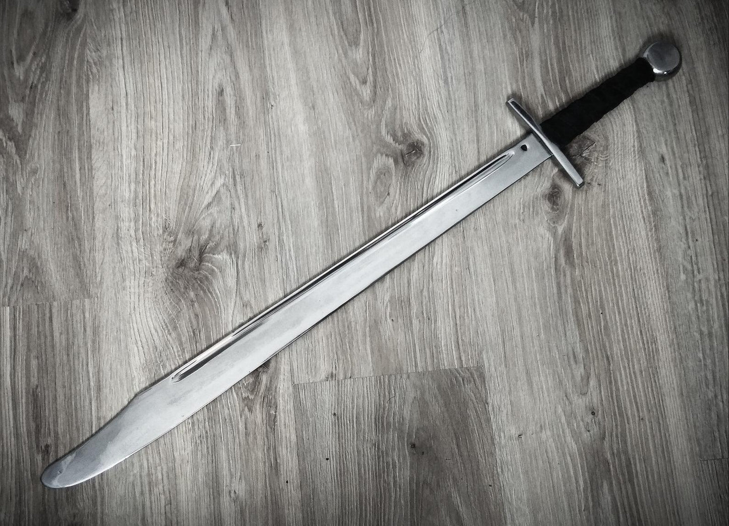 Battle ready falchion