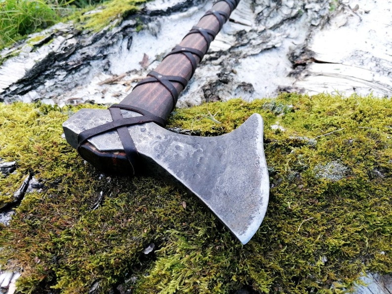 Authentic Ragnar Axe