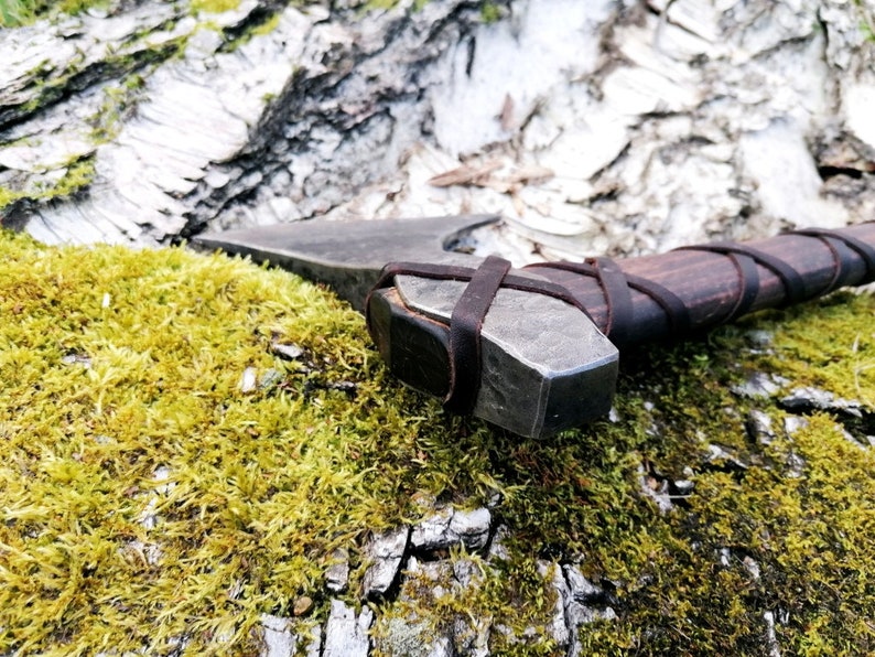 Authentic Ragnar Axe