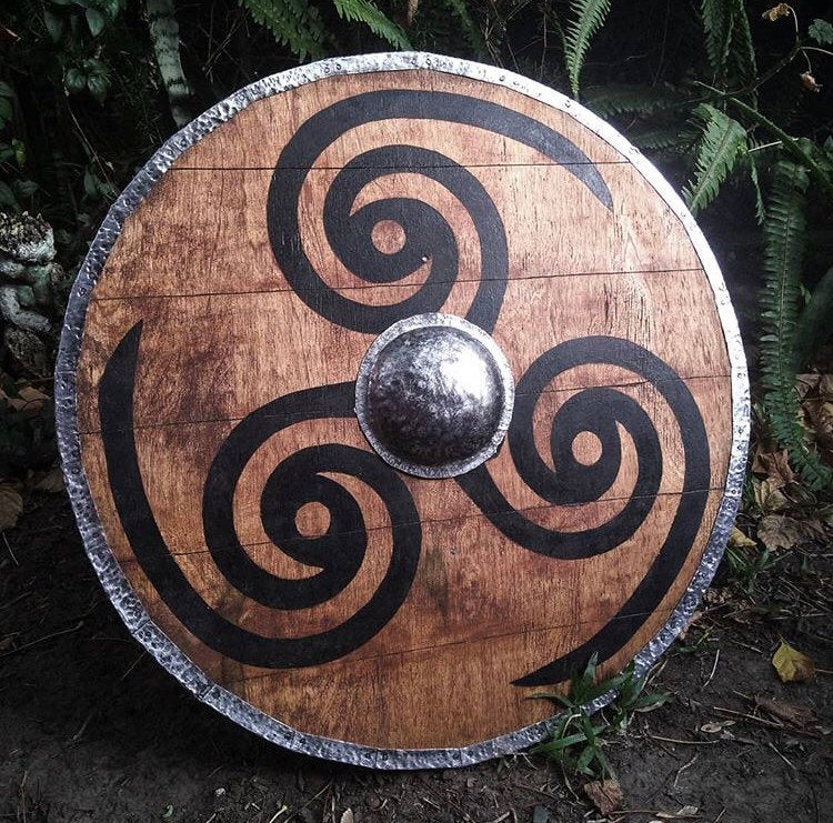 Viking round shield - WINDS