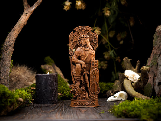 Oak Mannanan Mac Lir Statue