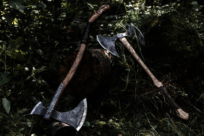 Kratos battle axe