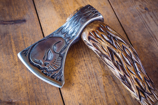 Engraved axe - SKULL