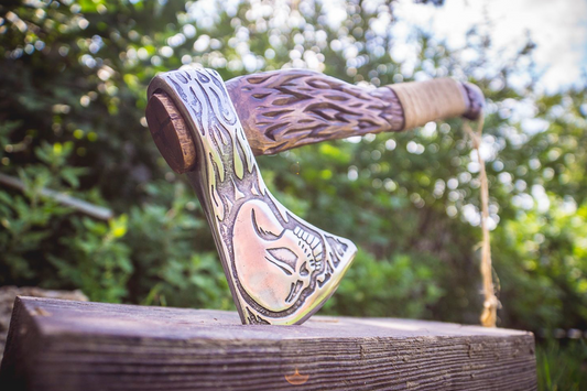 Engraved axe - SKULL