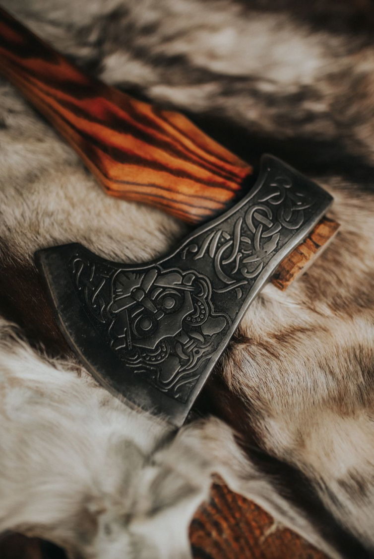 Viking axe - MASK of ODIN
