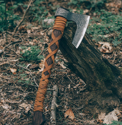 Bearded Ragnar axe, 5-7 days delivery within USA