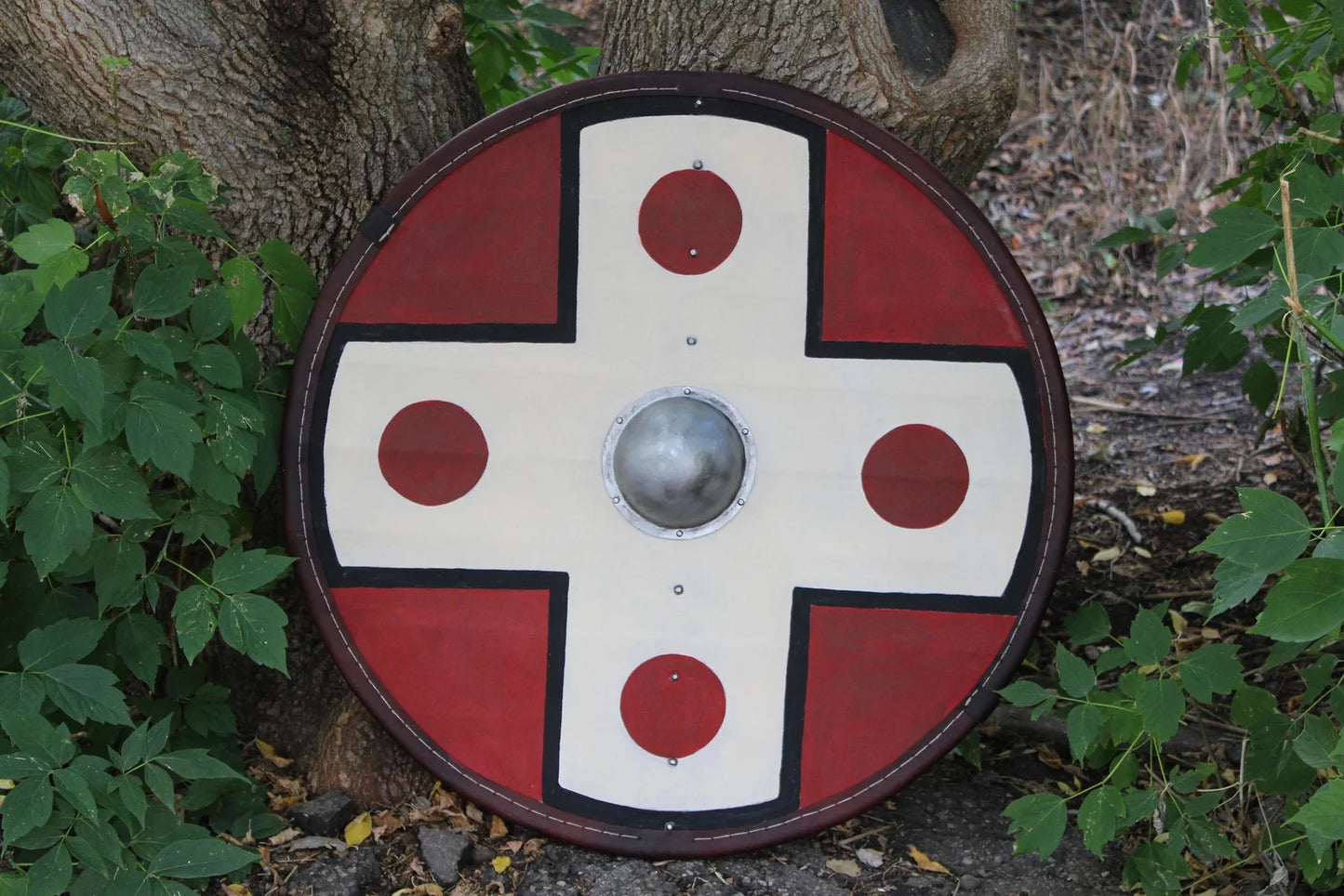 Round shield "Norman Cross"