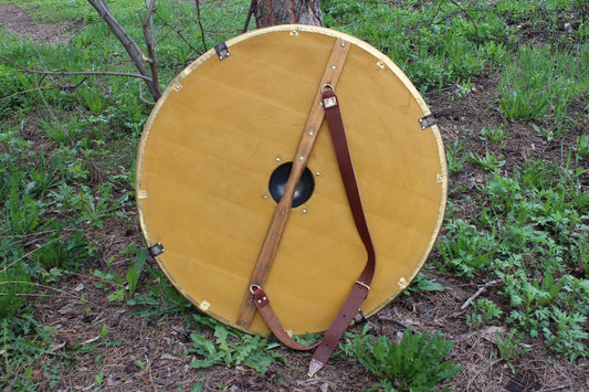 Round shield "Helm of Awe"