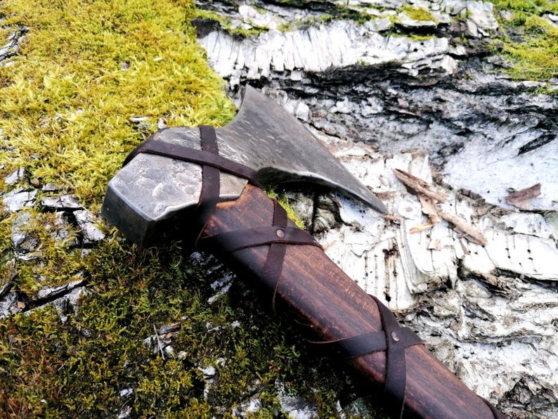 Authentic Ragnar Axe