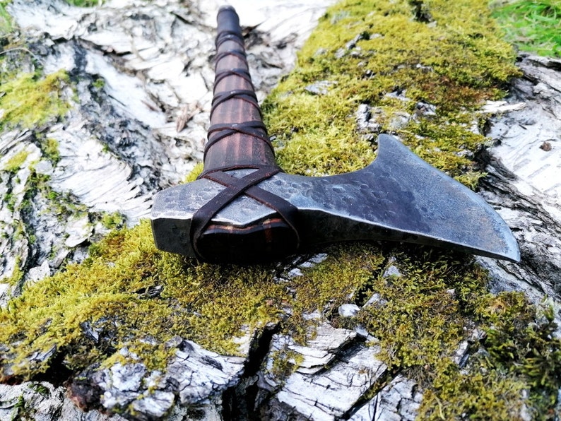 Authentic Ragnar Axe