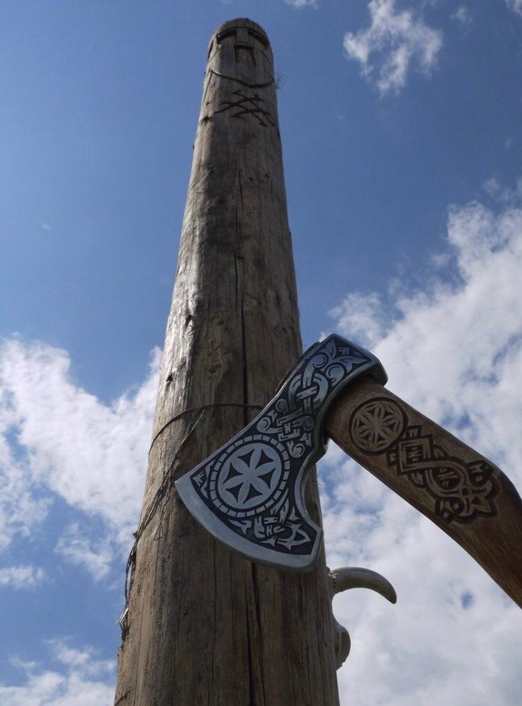 Slavic axe - THUNDER