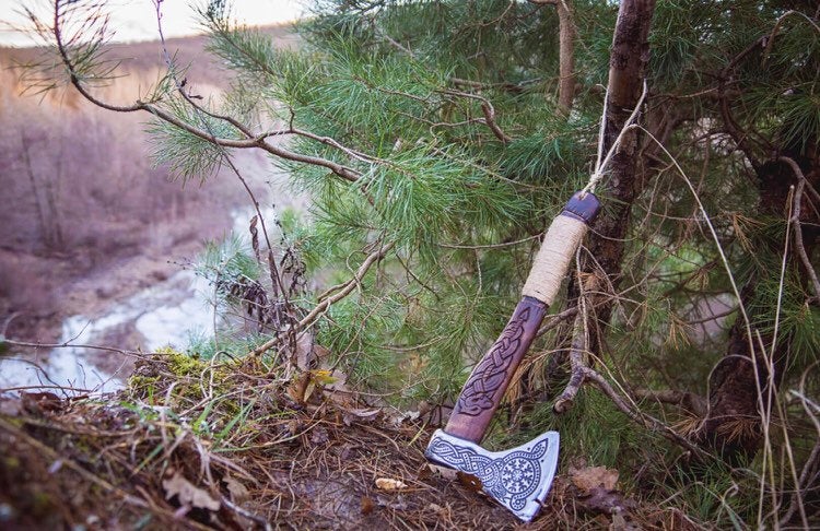 Norse axe - GISHJALMUR