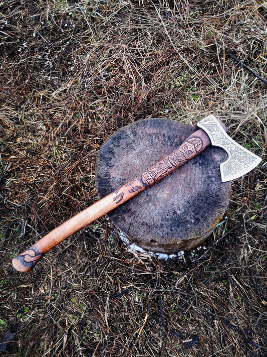 Large engraved axe - THOR