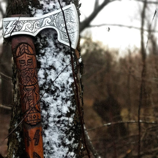 Large engraved axe - THOR