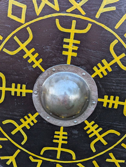 Viking shield "Vegvisir"